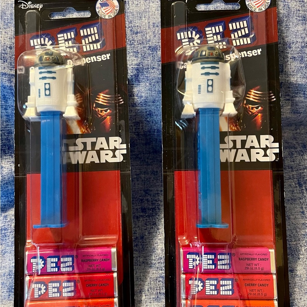 2 NIB Star Wars Pez dispensers